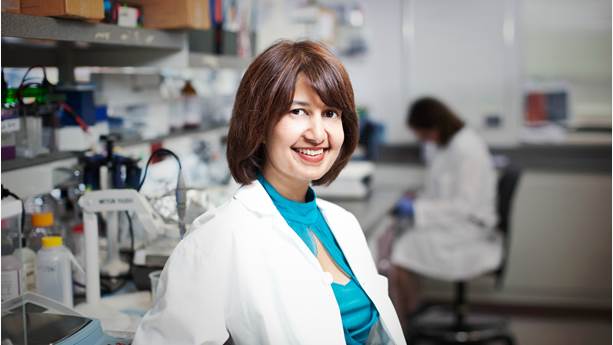 Dr. Seema Mital in her lab