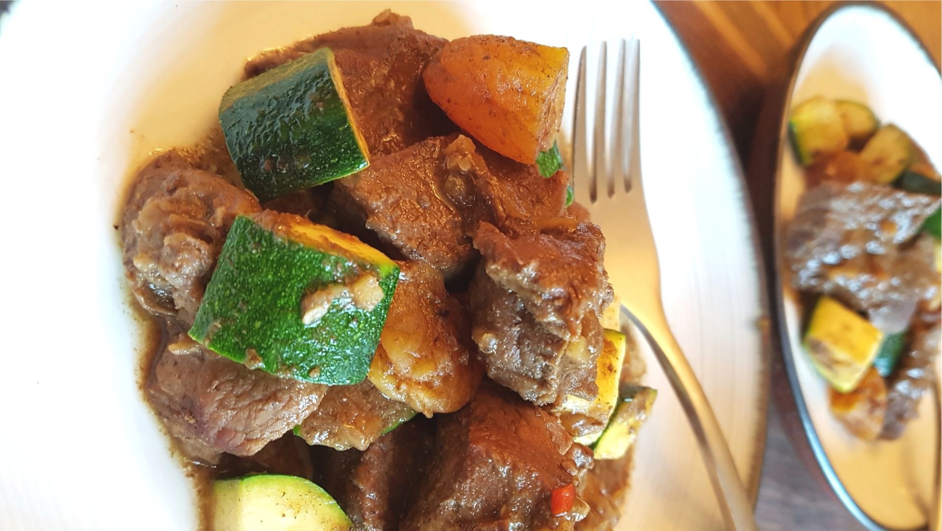 Moroccan beef and apricot stew | Heart and Stroke Foundation