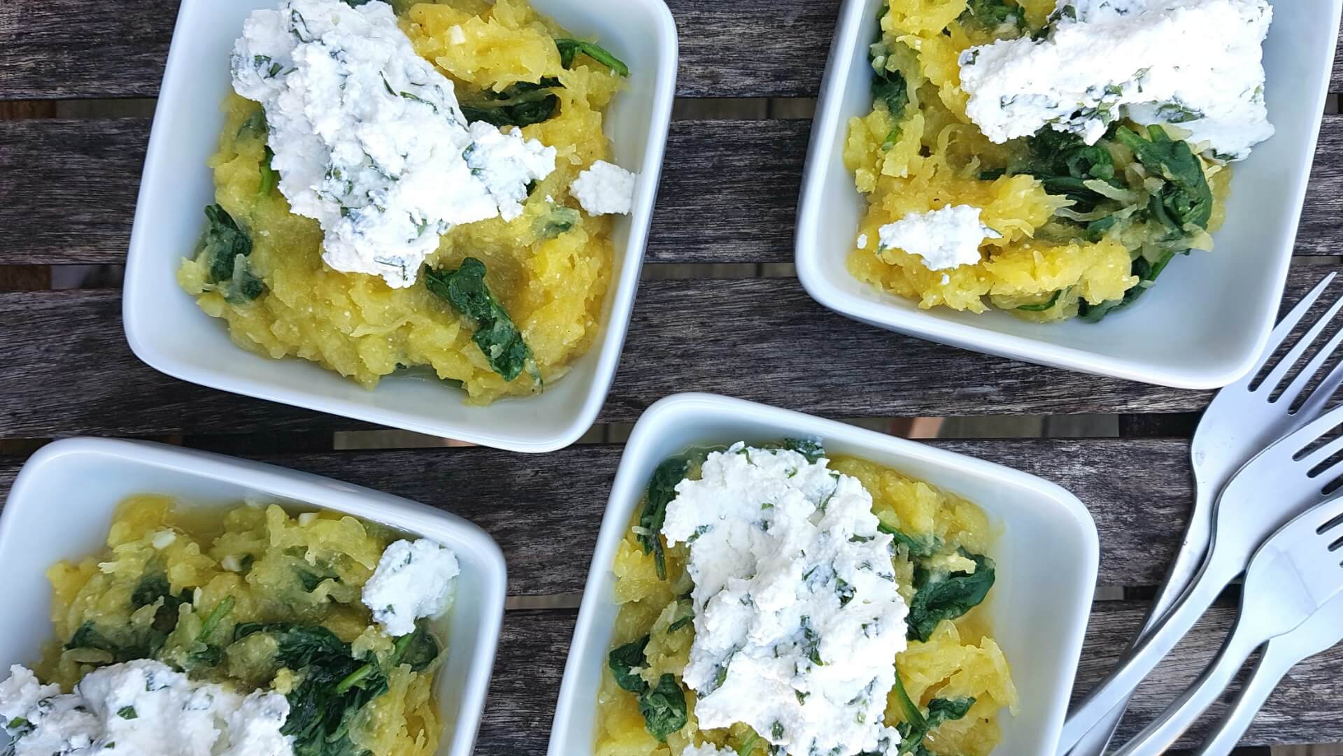 Spinach and spaghetti squash garlic toss | Heart and Stroke Foundation