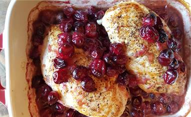 Stuffed chicken with cranberries