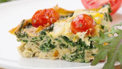 Spinach and tomato egg frittata