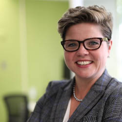 Katie Dainty headshot