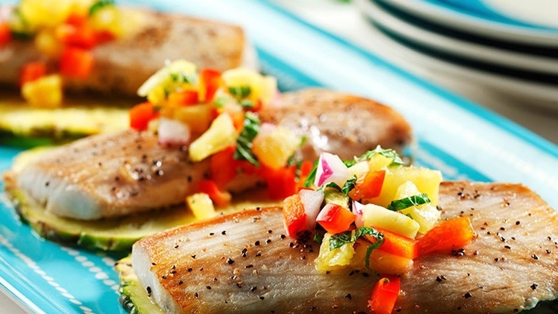 Mahi mahi with pineapple salsa | Heart and Stroke Foundation