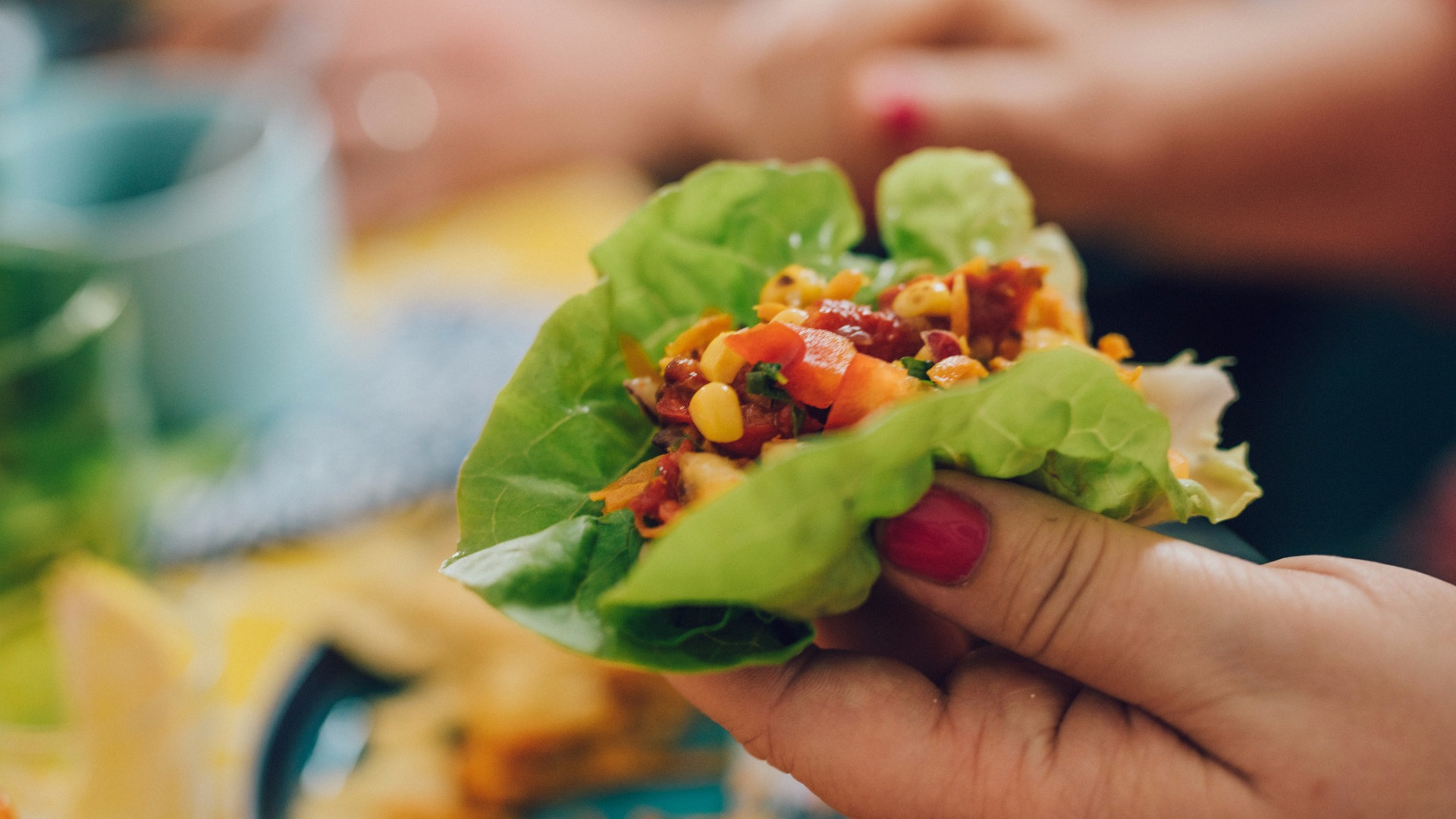 Lettuce chicken tacos | Heart and Stroke Foundation