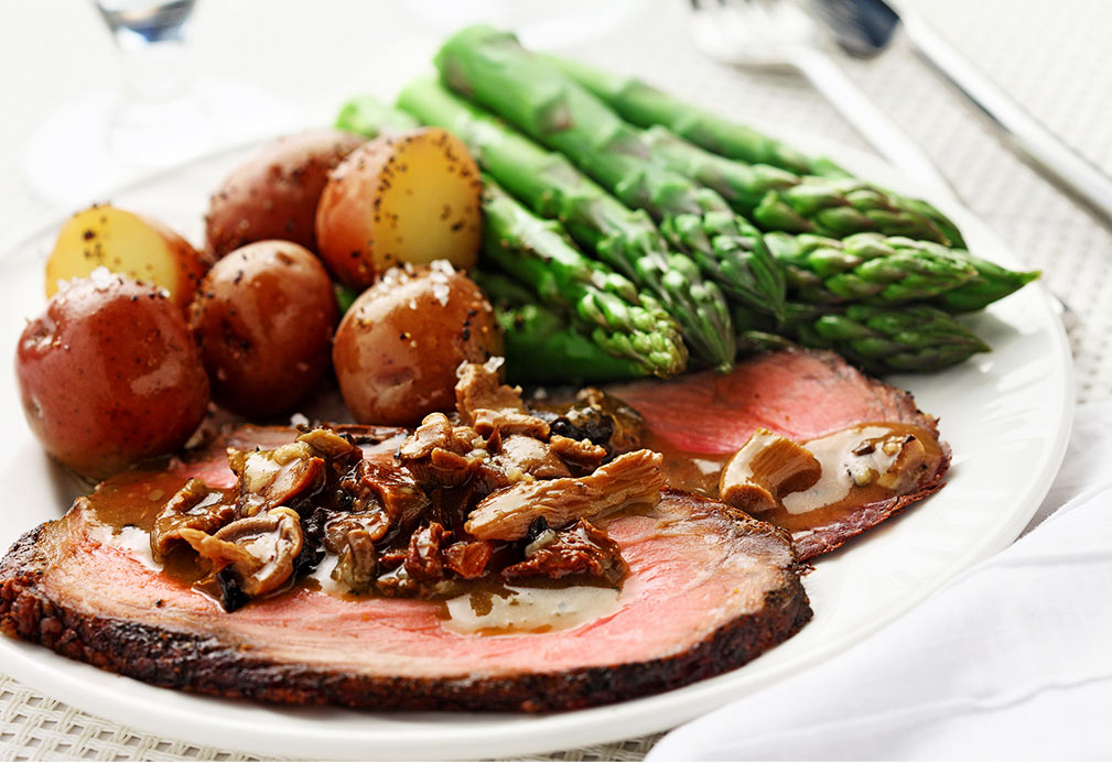 Roast beef with wild mushroom sauce | Heart and Stroke Foundation