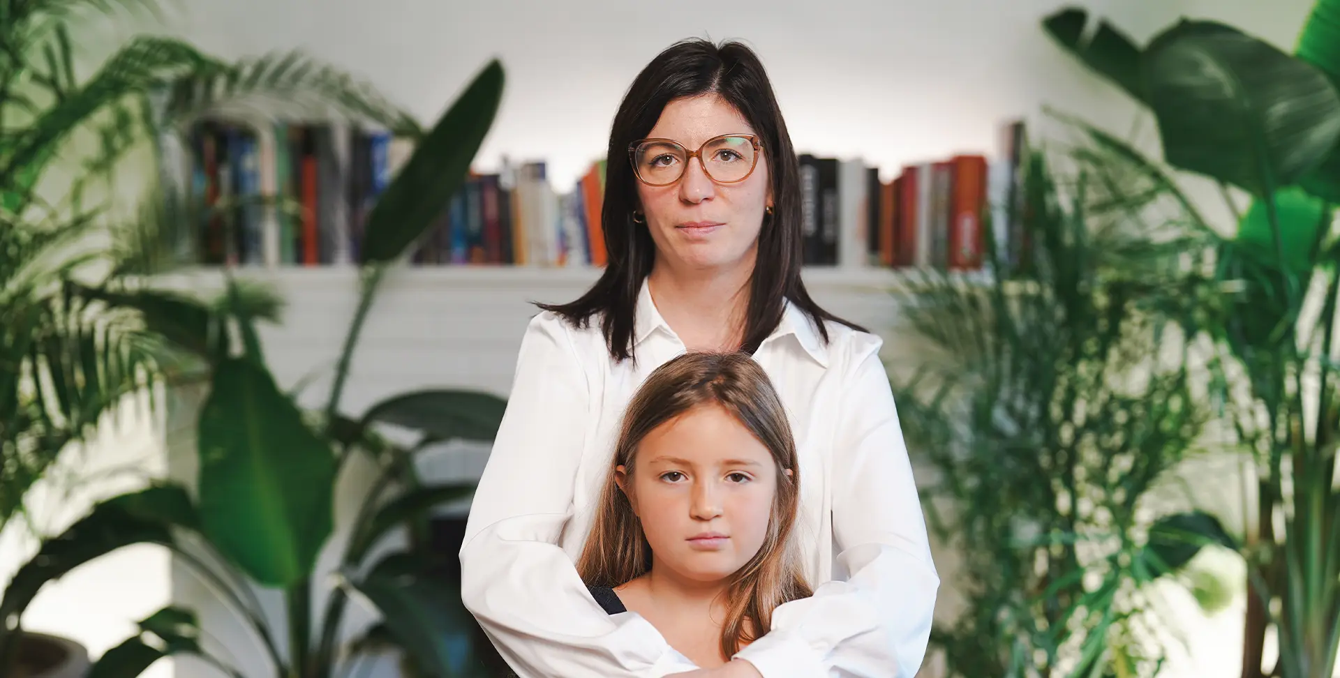 Sophie Bessette with her eight-year-old daughter, Mia, both living with congenital heart disease.
